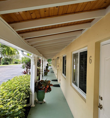 Tequesta Palms Inn主图