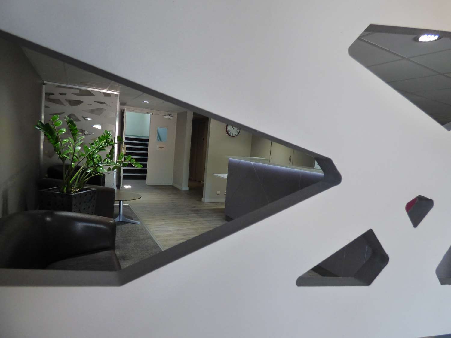 Hôtel Kyriad Marseille Est Aubagne Gémenos-官方