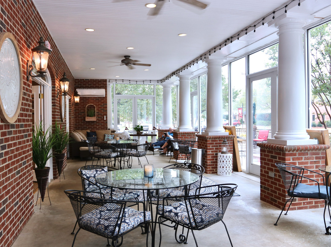 The Acorn Inn of Elon主图