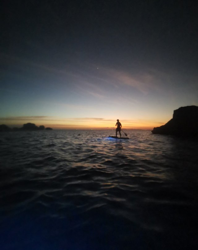 自由鸟冲浪板-莱利海滩必去景点