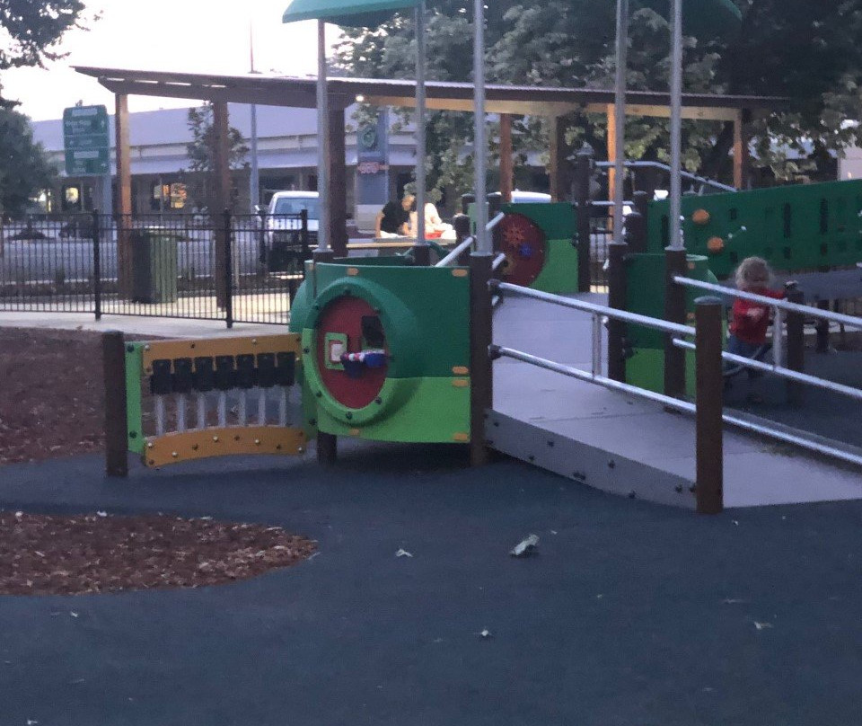 Carberry Park-刚达盖必去景点