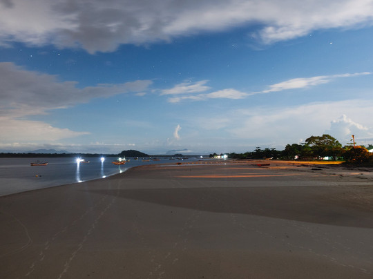 Baia dos Golfinhos-Guaraquecaba必去景点
