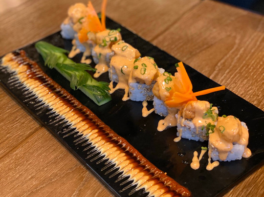 Moshi - Momo & Sushi