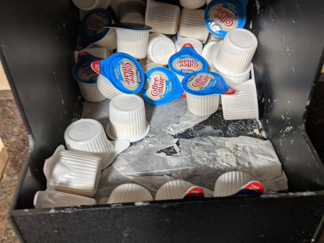 Super 8 by Wyndham Dubois主图