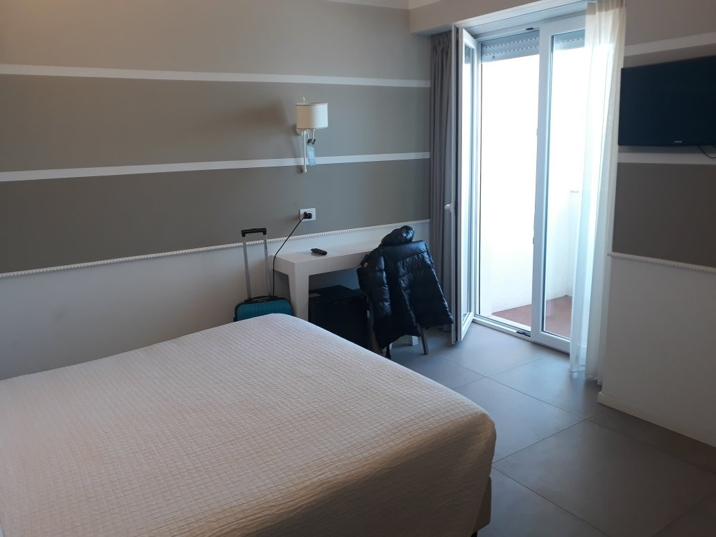 Hotel Ambassador主图