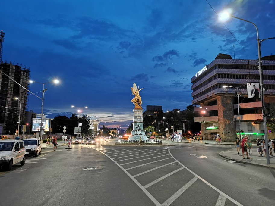 Monument to the Kosovo Heroes (Spomenik kosovskim junacima)景点图片