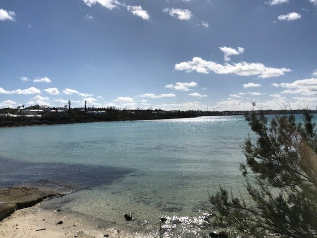 Shelly Bay Beach-Hamilton Parish必去景点