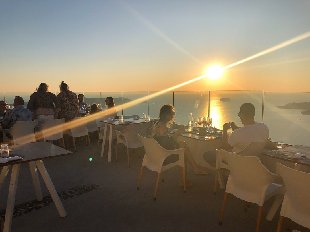 Wine in Santorini Exclusive wine tour & tasting-圣托里尼必去景点