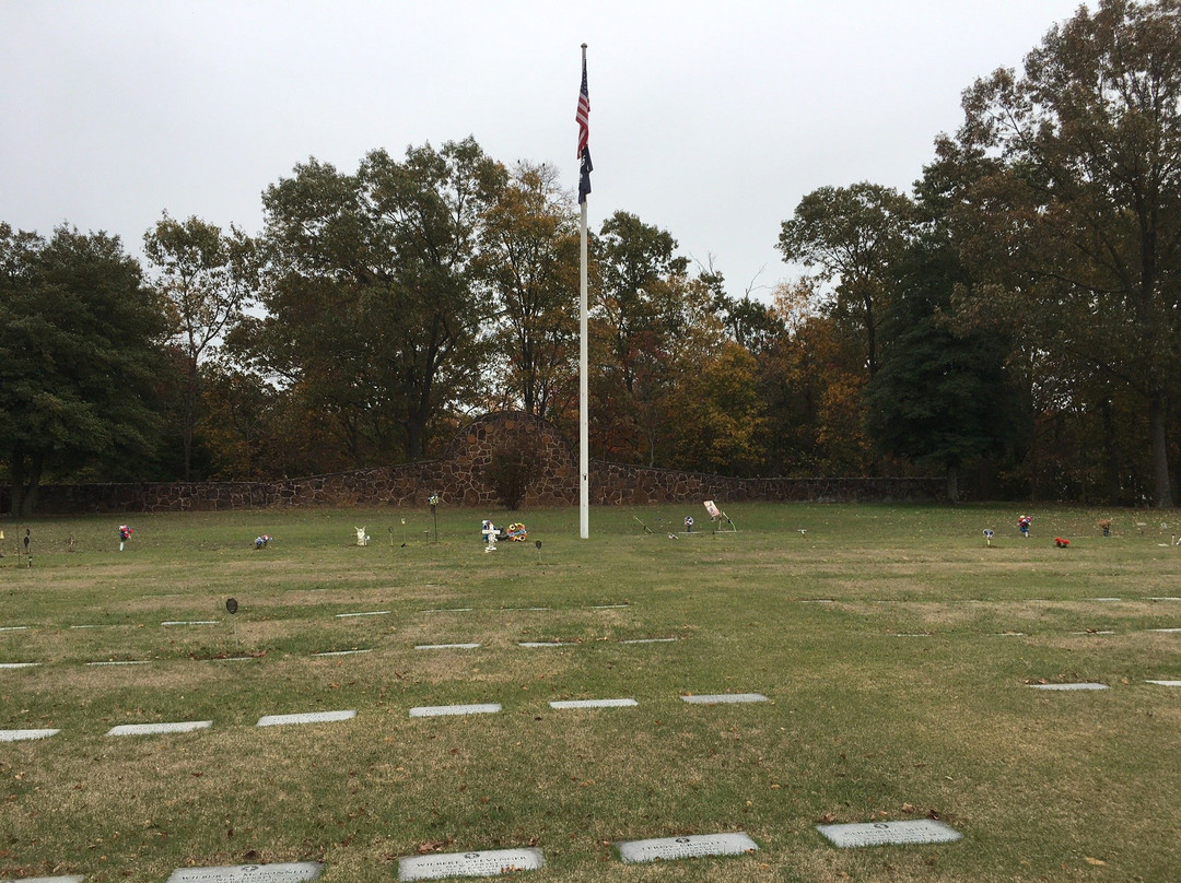 Mount Pleasant Cemetery景点图片