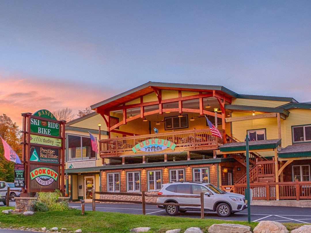 基灵顿餐馆和美食-Look Out Tavern