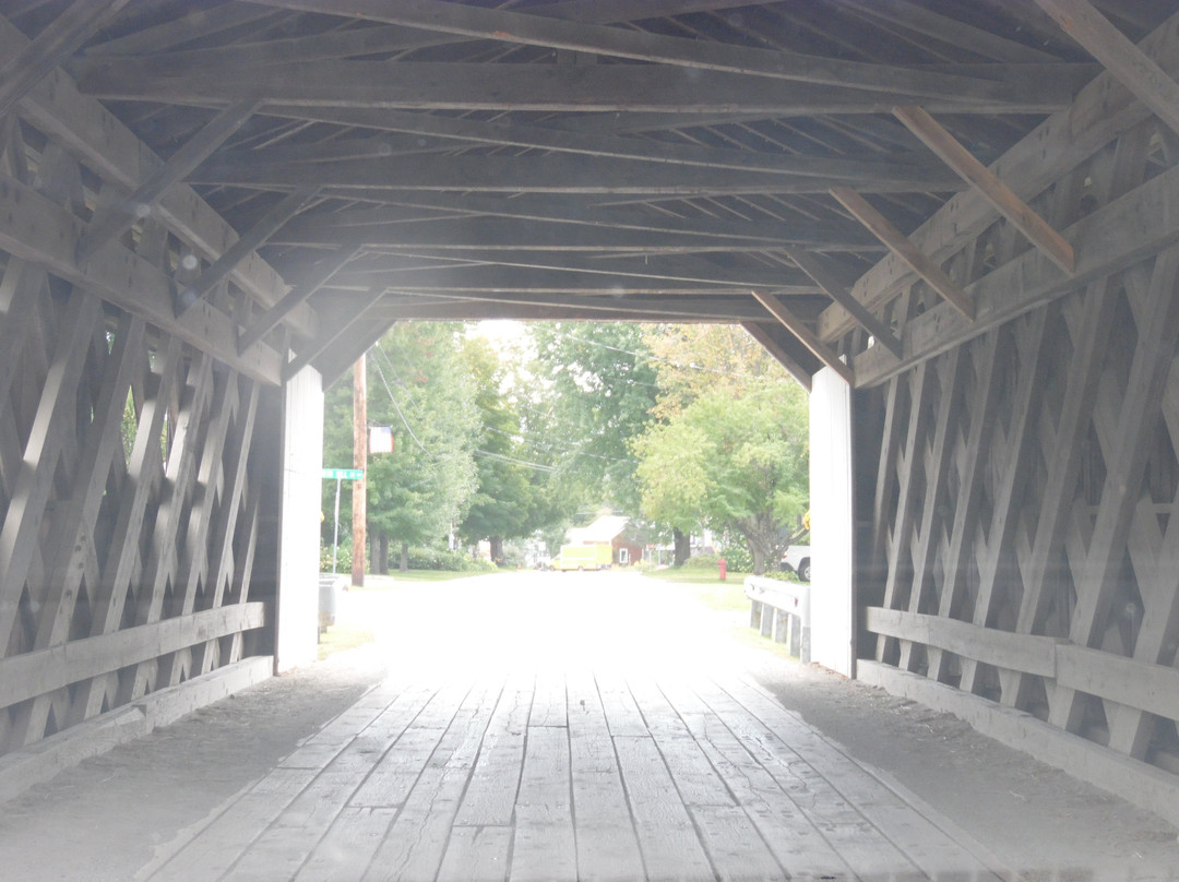Fuller Covered Bridge景点图片