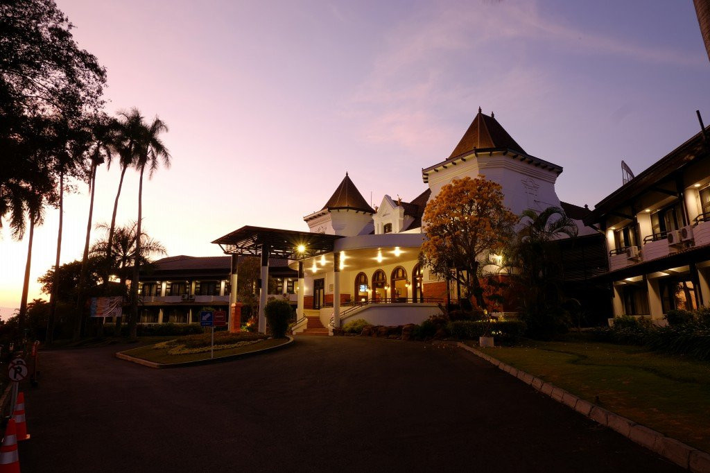 eL Hotel Kartika Wijaya Batu主图