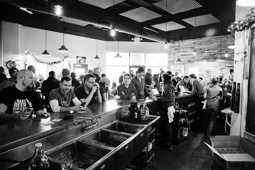 西沃德旅游景点-Zipline Brewing Co.