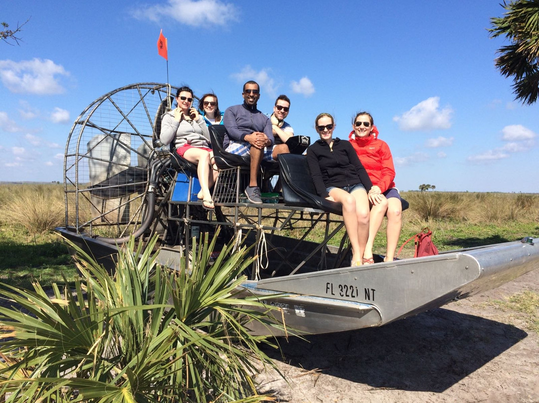 Switchgrass Outfitters & Airboat Tours景点图片