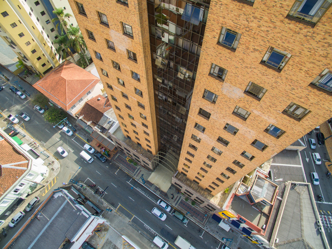 Carlton Plaza Hotel Poços de Caldas主图