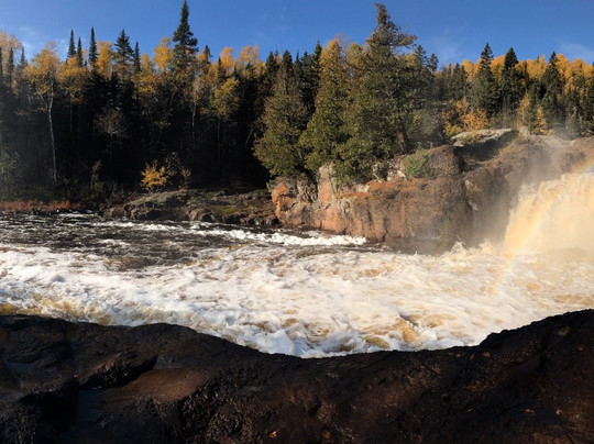 Devil's Kettle-明尼苏达必去景点