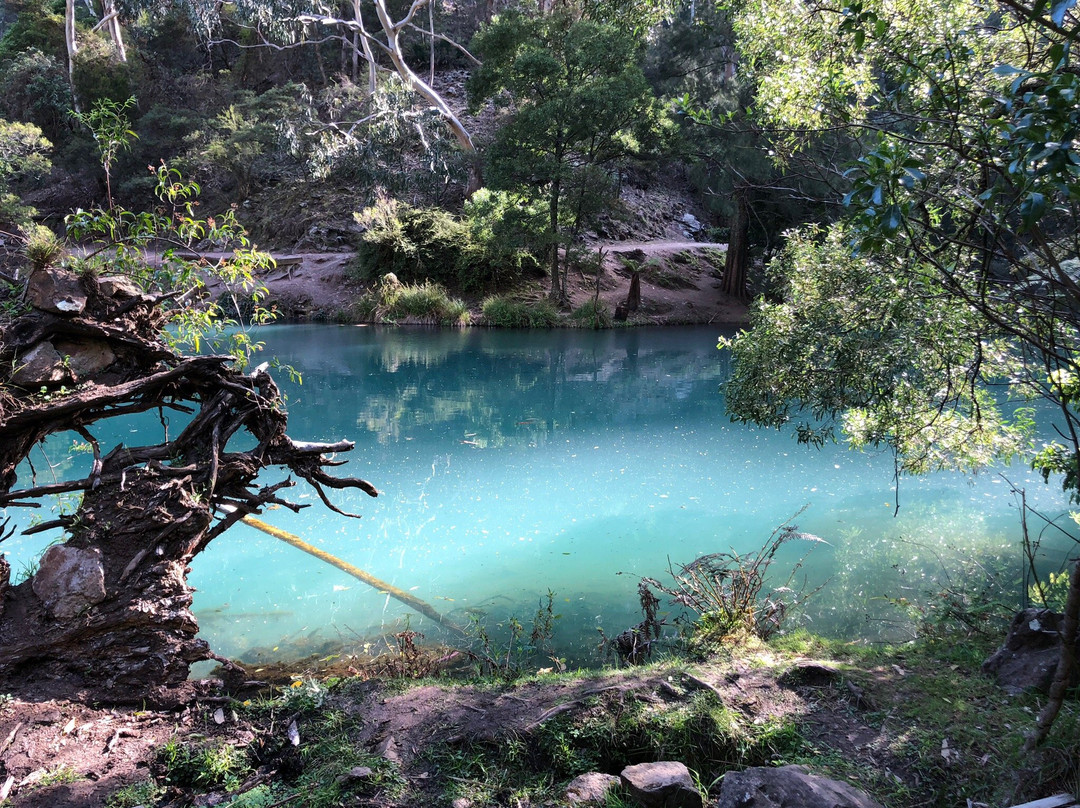Blue Lake-珍罗兰山洞必去景点