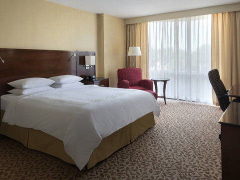 萨道尔布鲁克万豪酒店主图