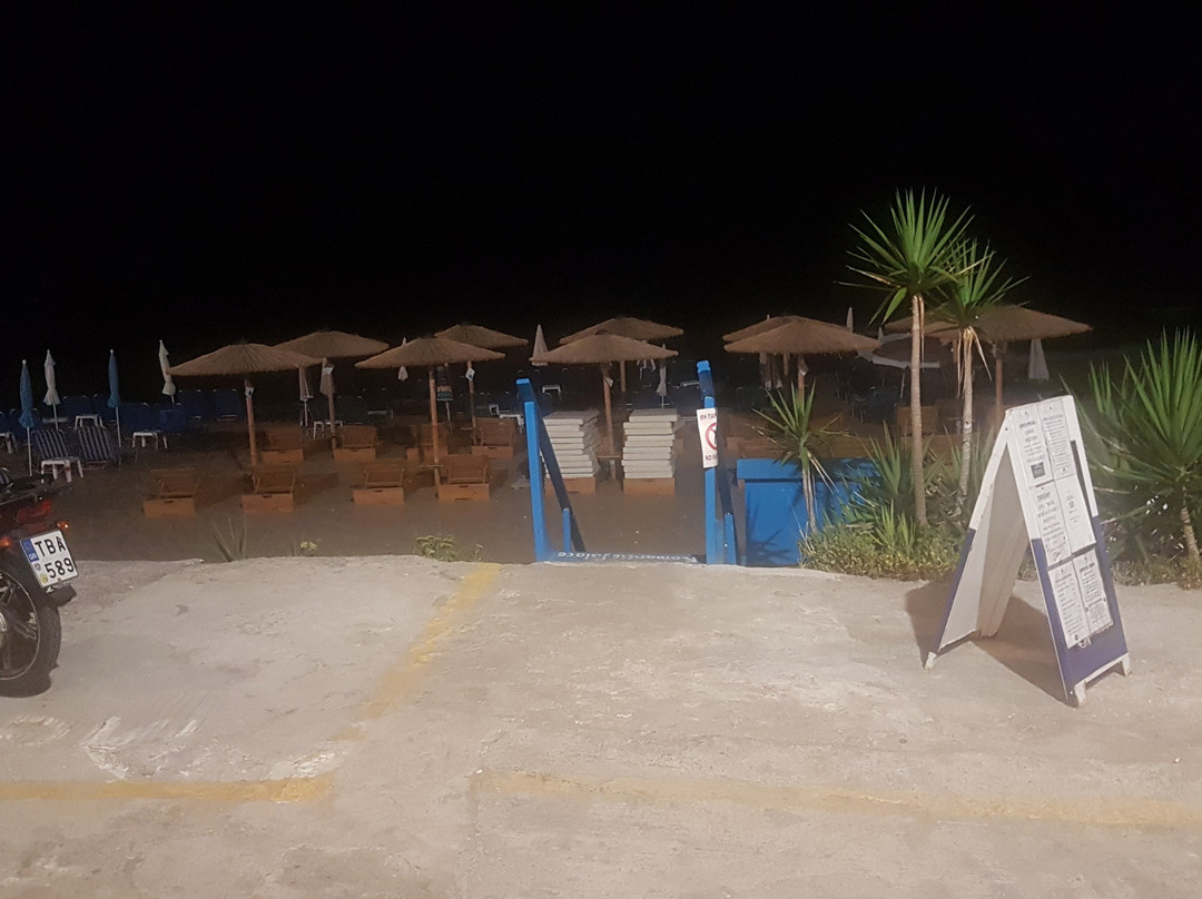 Romantic Palace Beach Apartments主图