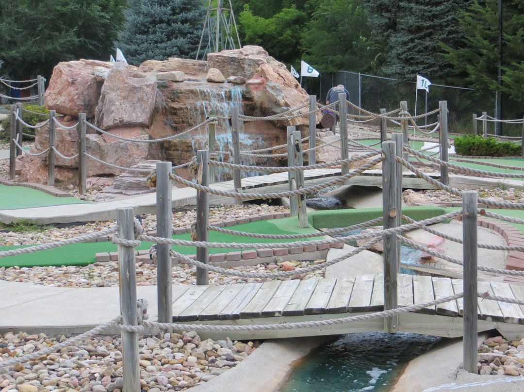 Hot Springs Hills Inn主图