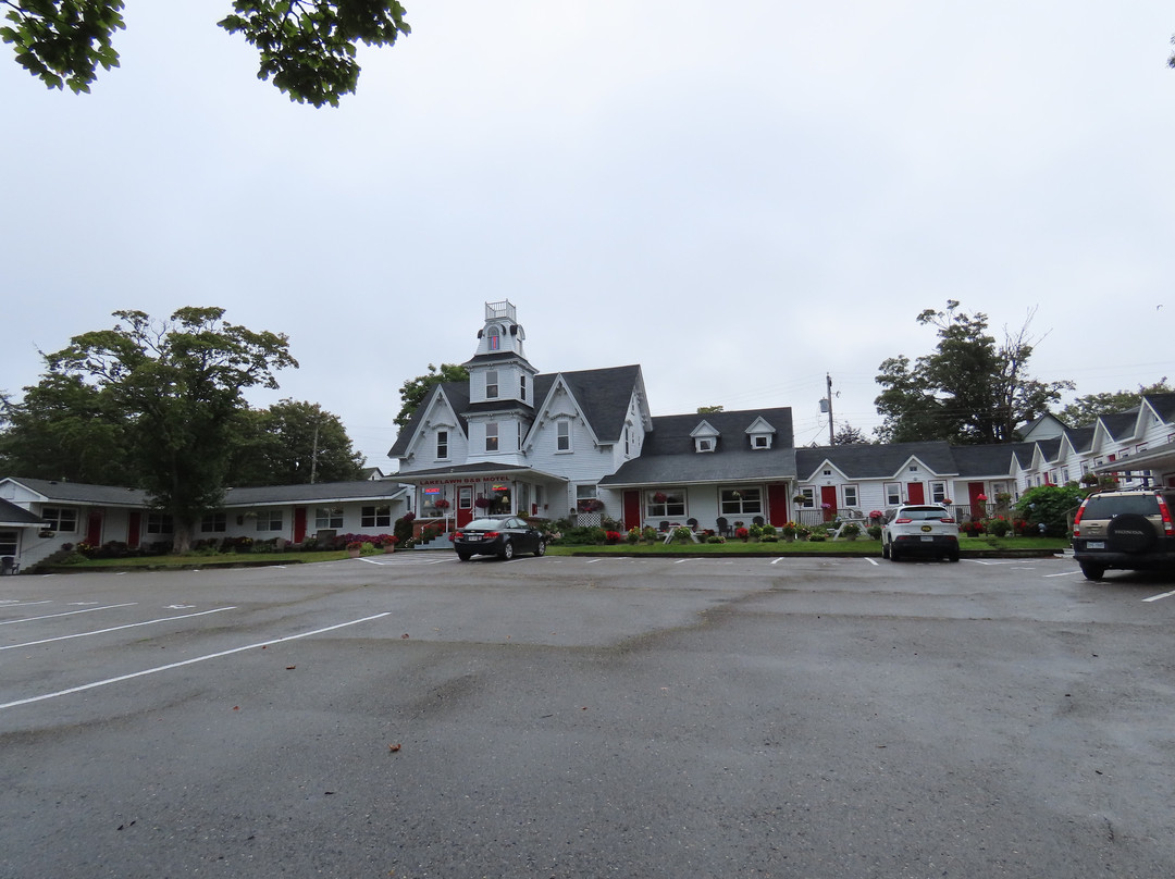 Lakelawn B&B Motel主图