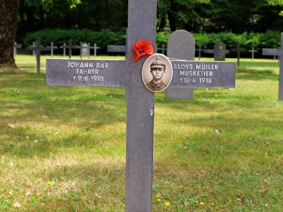 Cimetiere Militaire Allemand -Dompierre必去景点