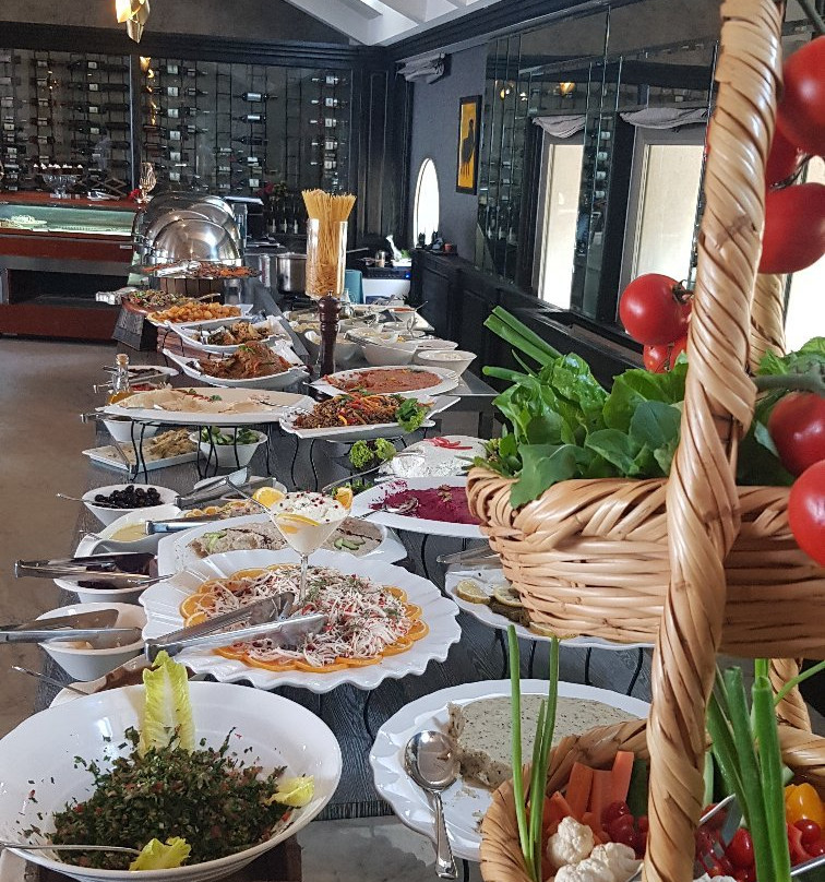 Cherry Blossom Boutique Hotel主图