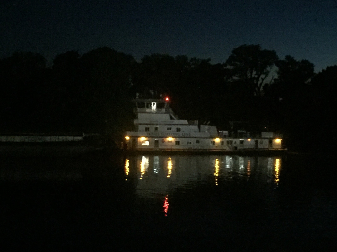 McGregor Park Riverwalk-克拉克斯维尔必去景点