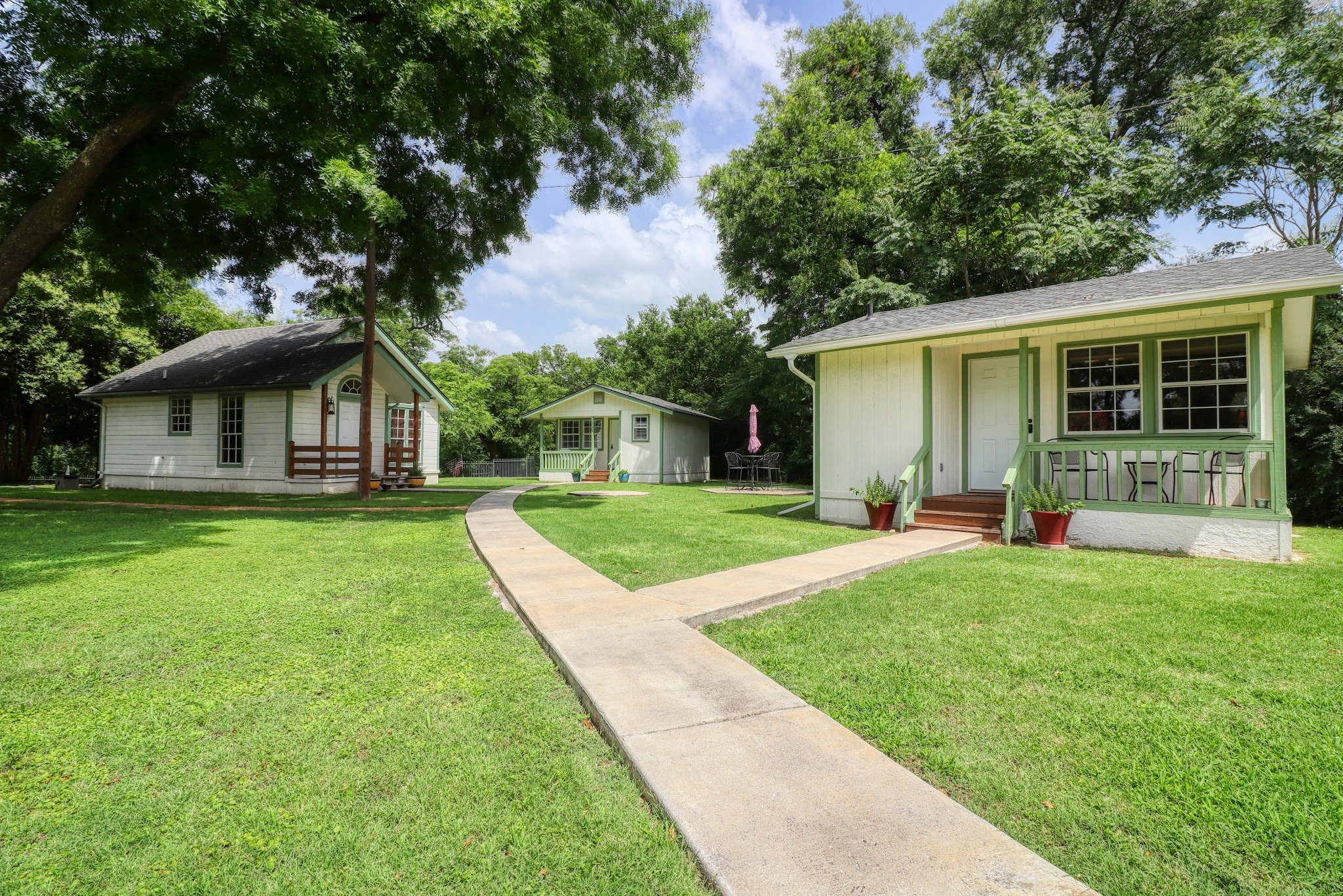 Travis Street Cottages-官方