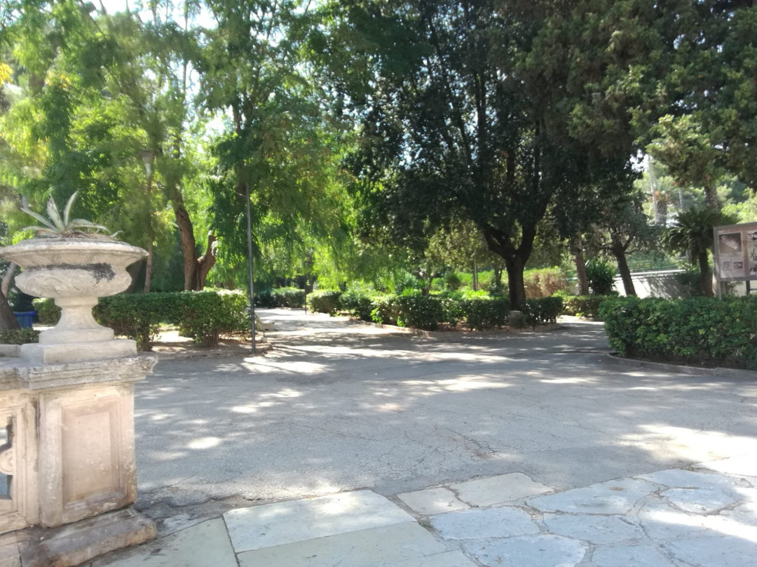 Giardini Peripato-塔兰托必去景点