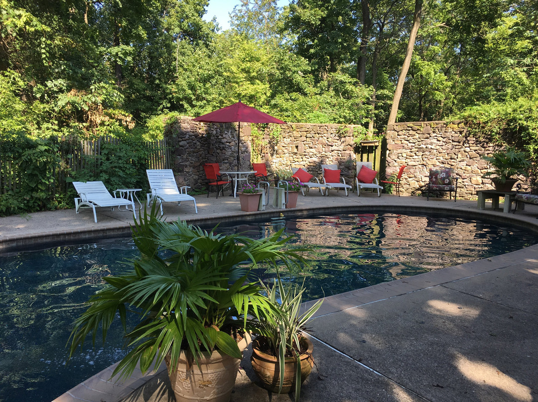 Pineapple Hill Inn Bed & Breakfast主图