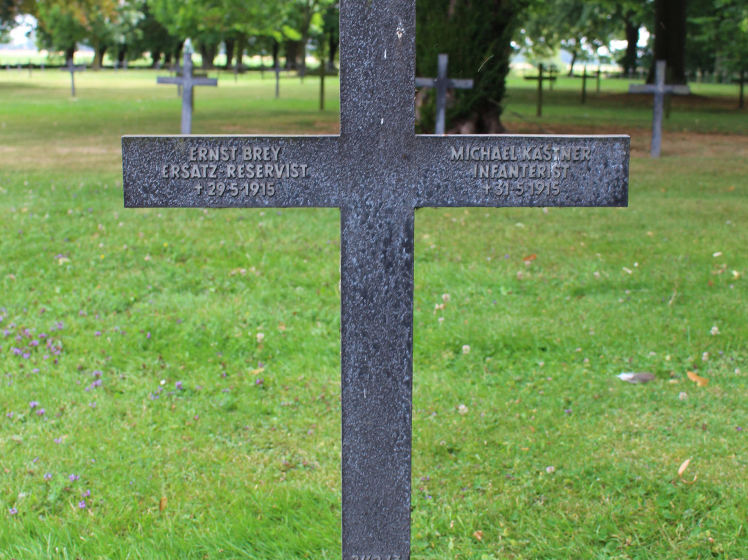 Deutscher Soldatenfriedhof Beaucamps景点图片