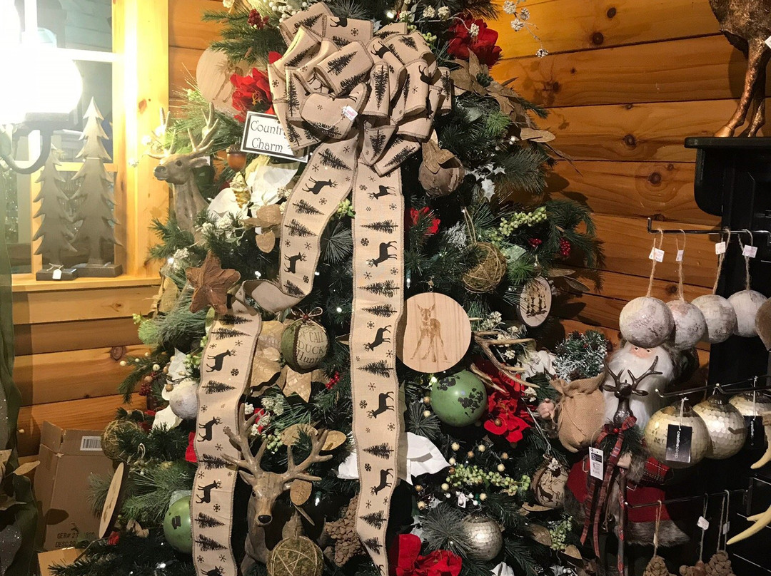 Tis The Season Christmas Shoppe-Millersburg必去景点