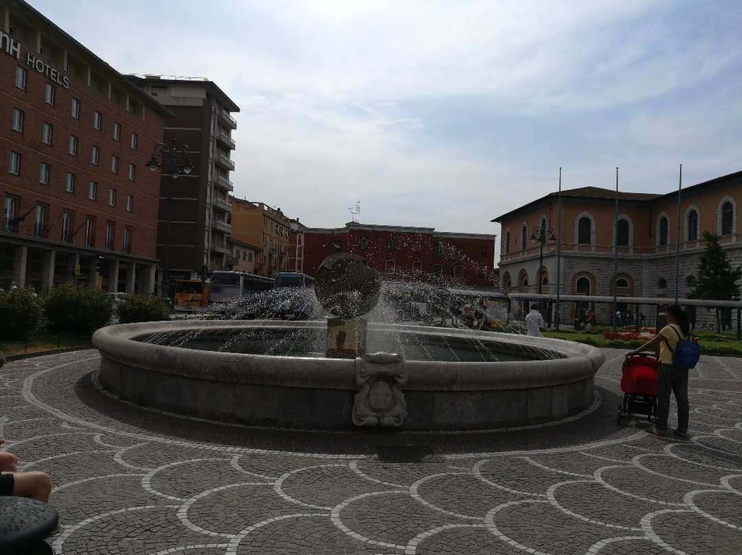 Fontana della Stazione di Pisa-比萨必去景点