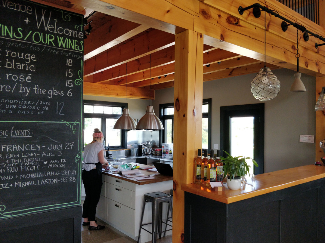 Little Red Wagon Winery-Shawville必去景点