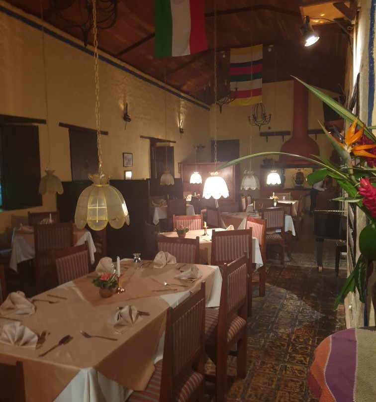 Hotel Antigua Mision Parque & Spa主图