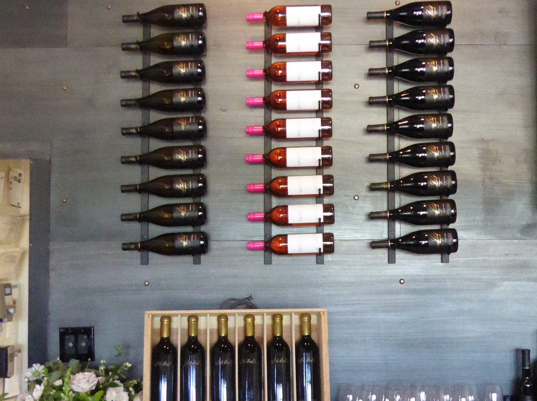 Leal Vineyards-霍利斯特必去景点