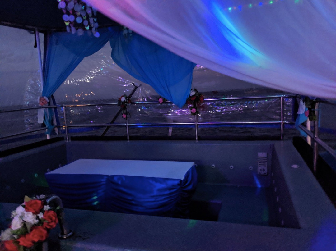 Skylight Dinner Cruise-南湾必去景点