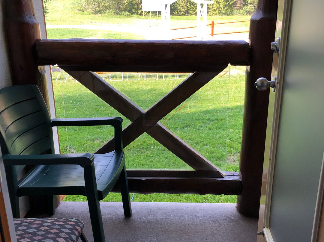 Lizard Creek Lodge主图