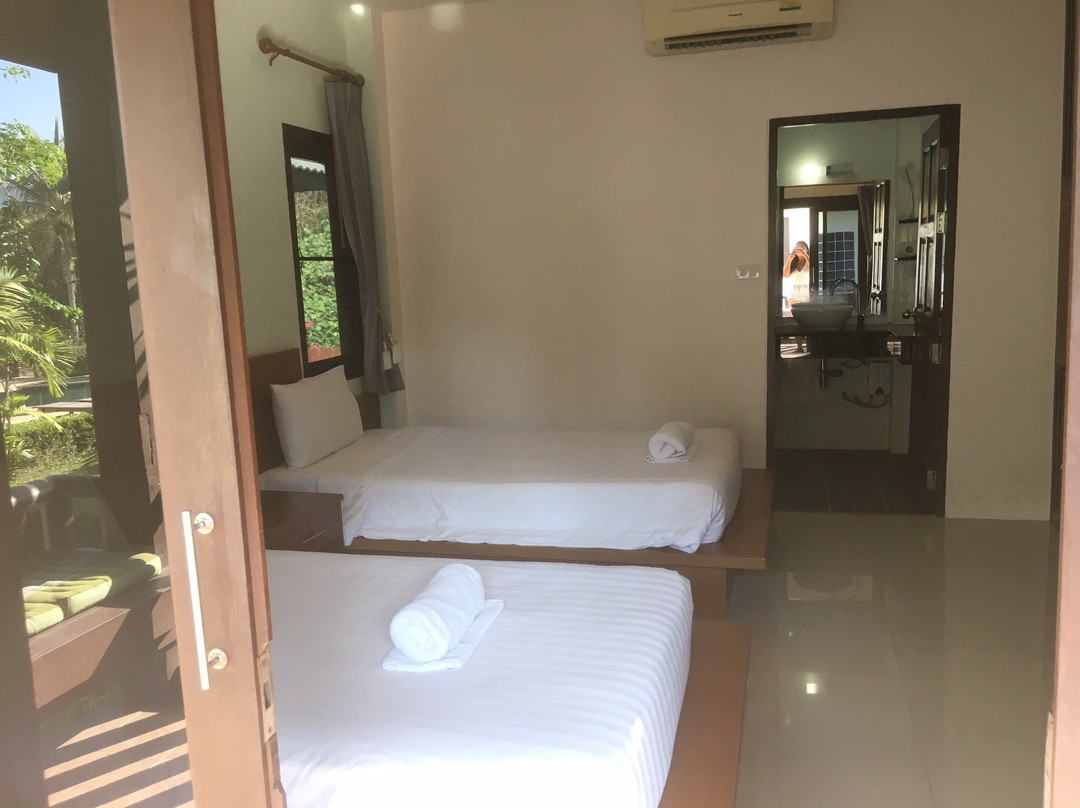 帕查里度假村主图