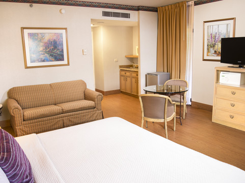 维多利亚城爱住酒店主图