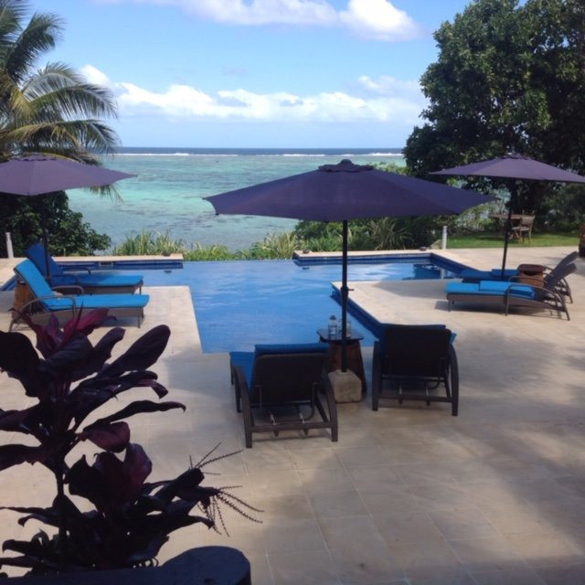 Blue West Villas主图