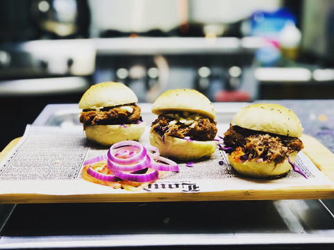 Rikanrepublic Bar and Restaurant