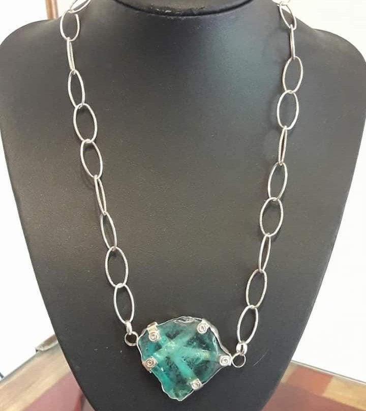 Ornelle's jewelry-Misgav必去景点