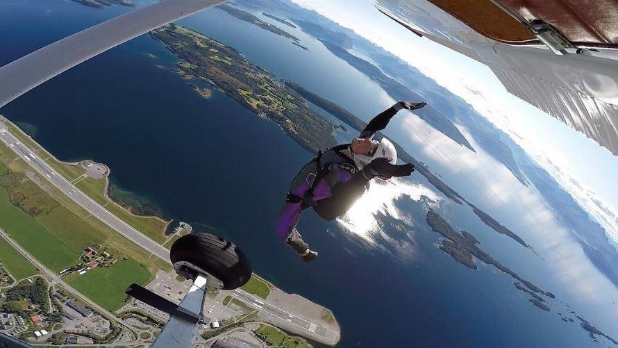 Skydive Molde景点图片