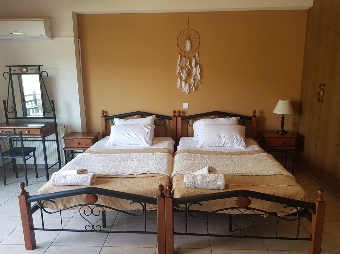 Paliolinos Suites