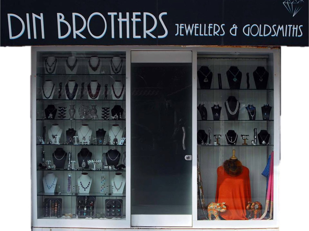 Din Brothers Jewellers and Gold Smiths景点图片