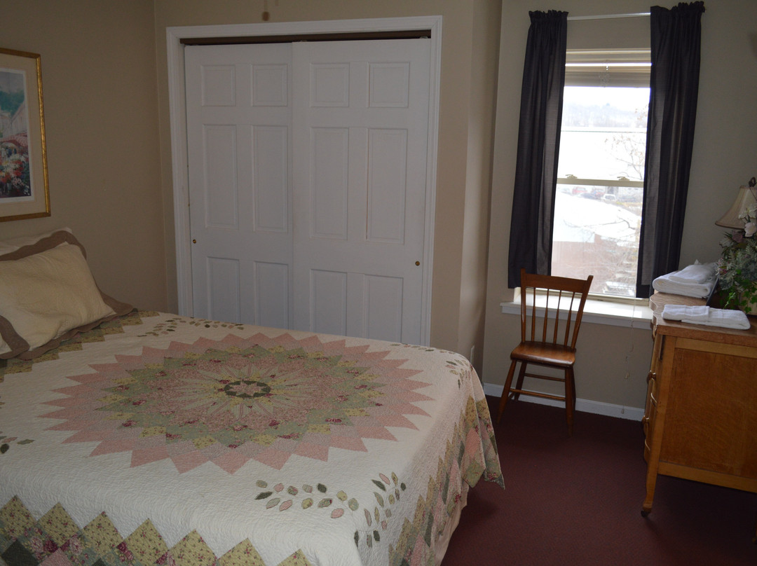 Canal Side Inn主图