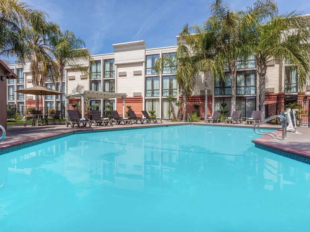 Wyndham Visalia主图