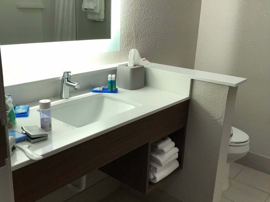 Holiday Inn Express & Suites Dayton SW - University Area by IHG主图